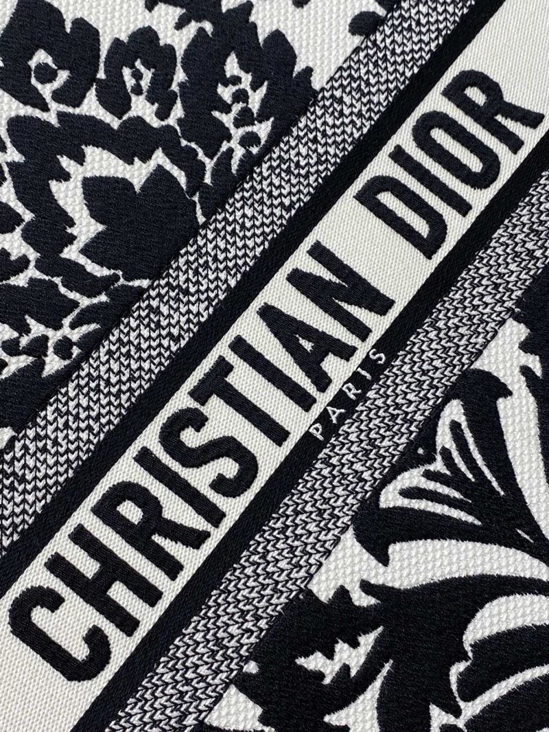 Christian Dior Shopping Bags